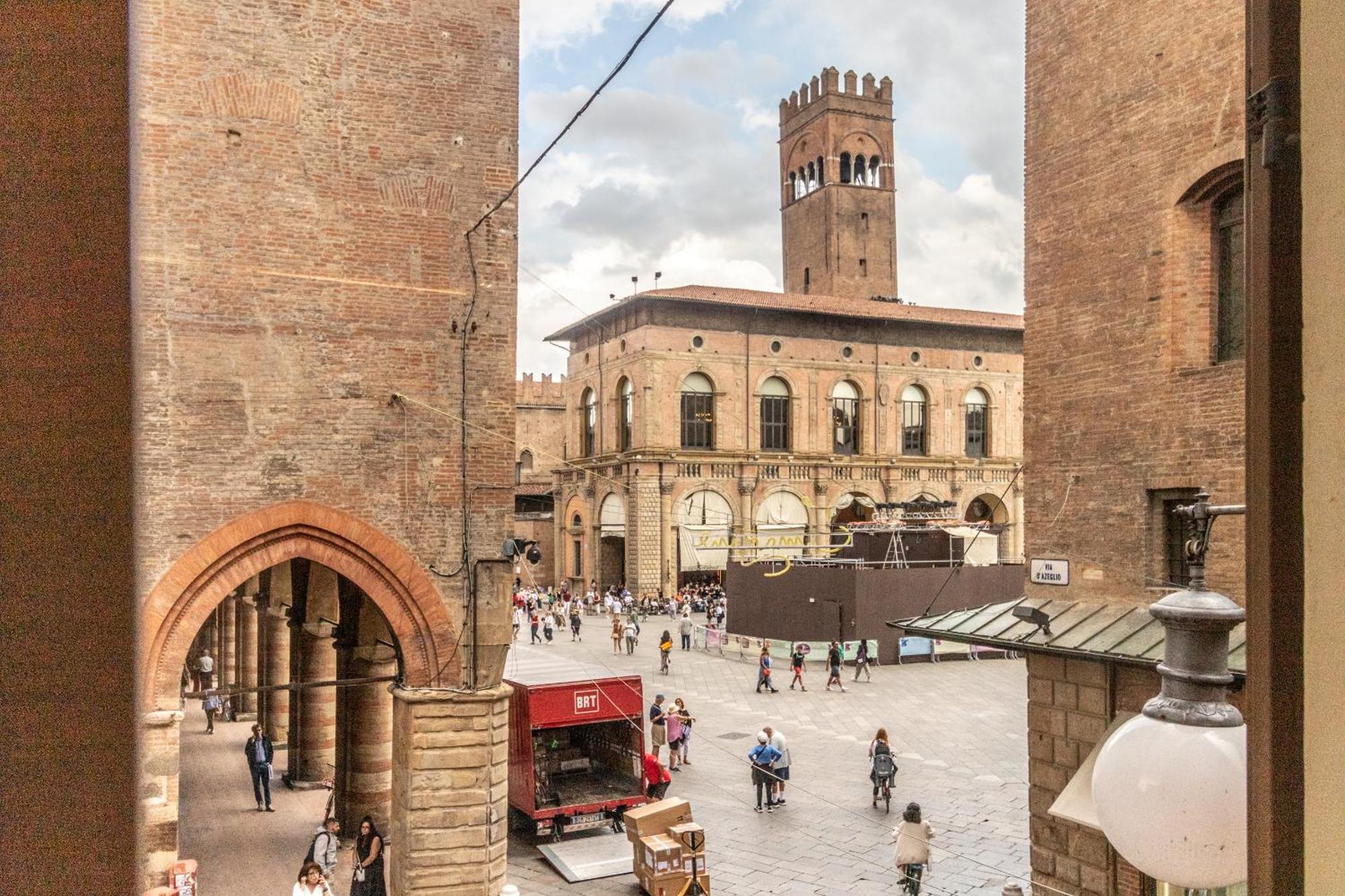 Casa Isolani Piazza Maggiore 1.0 Bologna Esterno foto